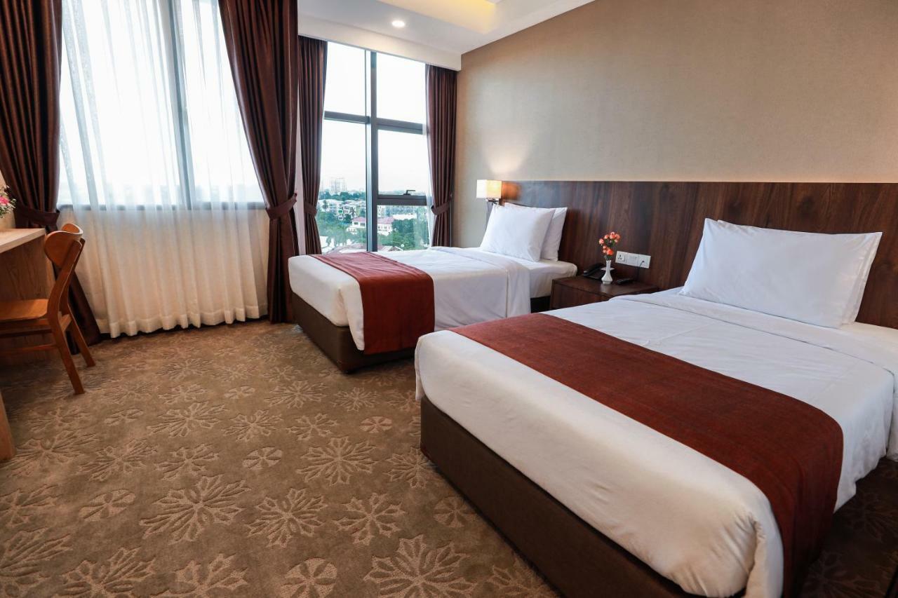 Hlaine Tet Hotel Yangon Dış mekan fotoğraf