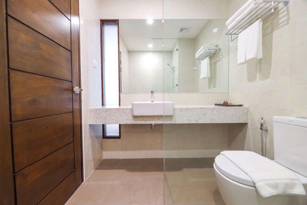 Hlaine Tet Hotel Yangon Dış mekan fotoğraf